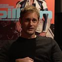 Alexander Skarsgård: ”Kunde inte leva på skådespeleriet i Sverige”