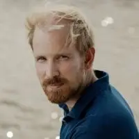 Var bor Rutger Bregman?